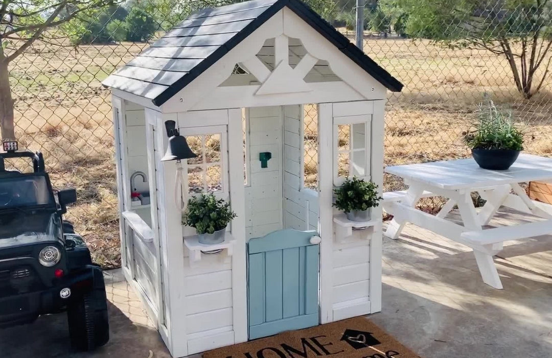 Revamp Your Backyard with 5 Spray Painted Upcycling Ideas