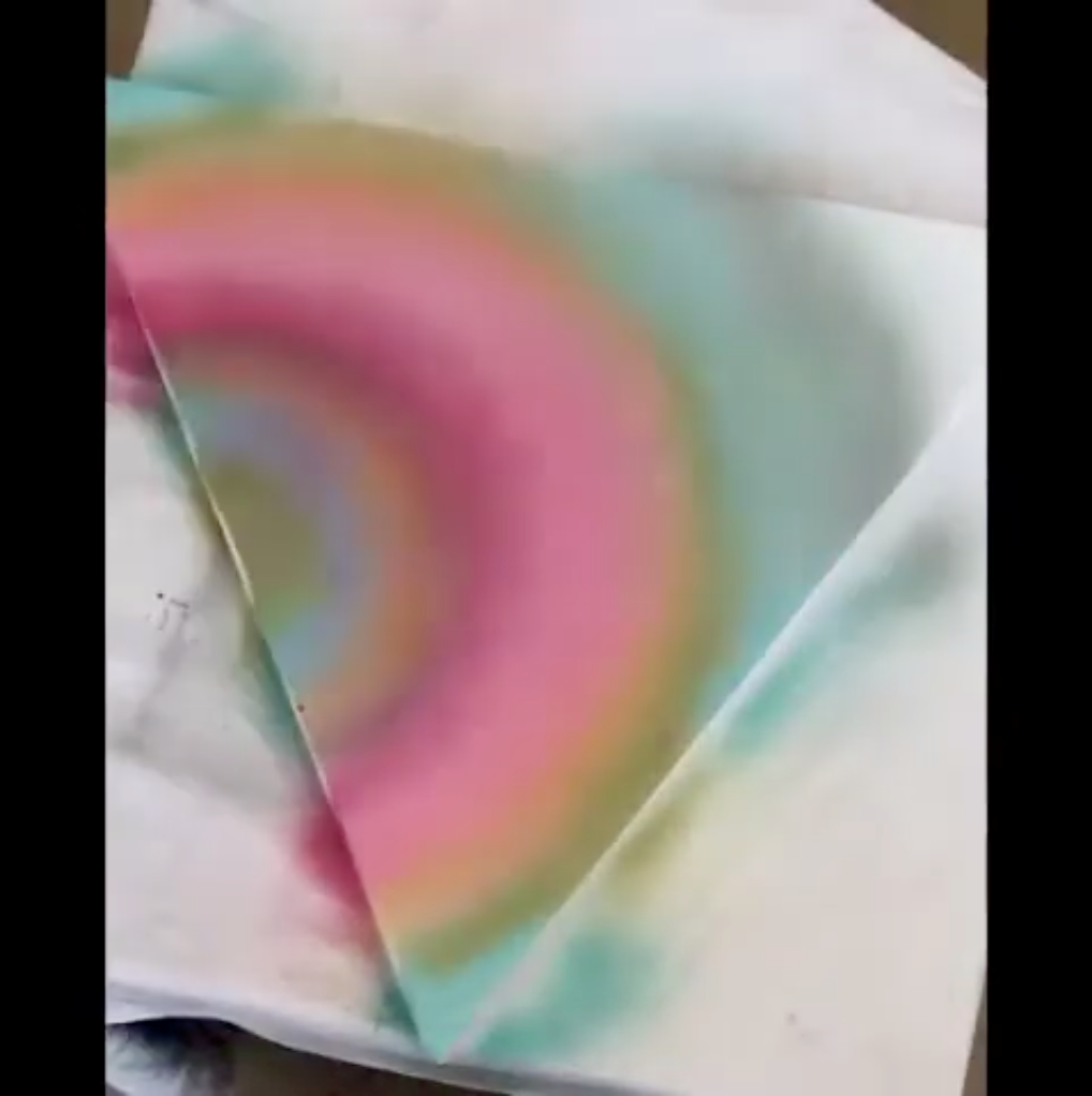 COLORSHOT Rainbow Spray Paint Art Technique - create arcs with base colors